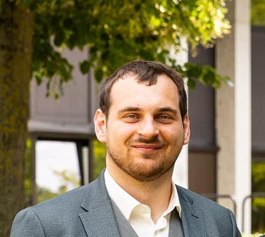 Portretfoto van Ruben Simons, zaakvoerder van Simons IT Solutions